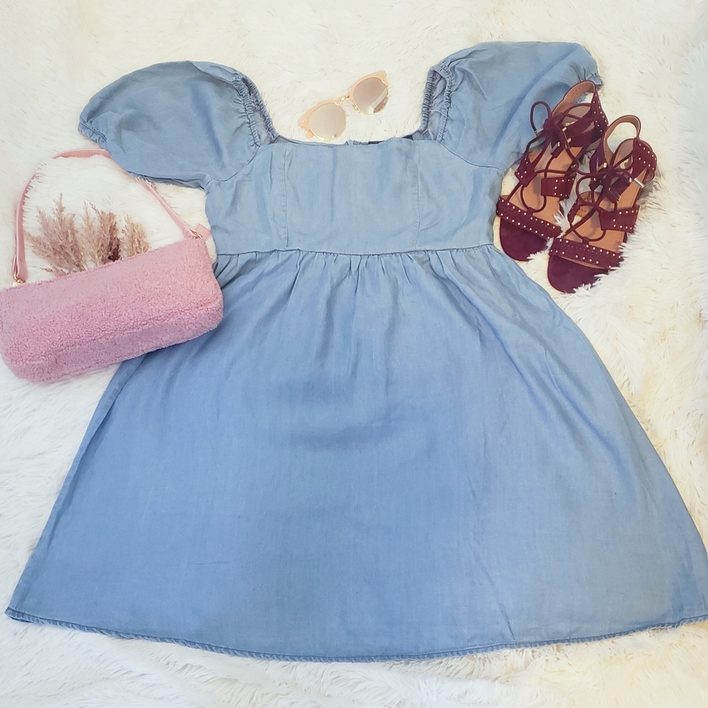 👗 Beautiful dusty blue dress